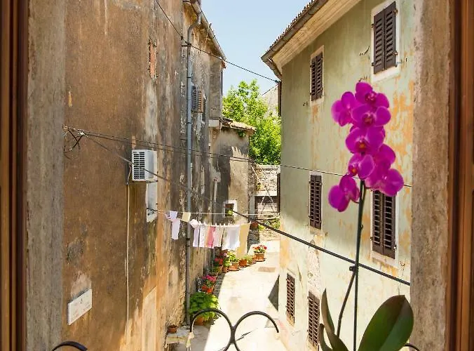 Di Piazza *