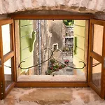 Di Piazza *