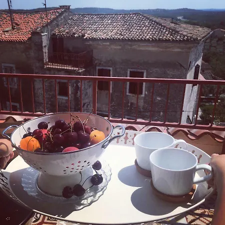 Di Piazza Apartmán *